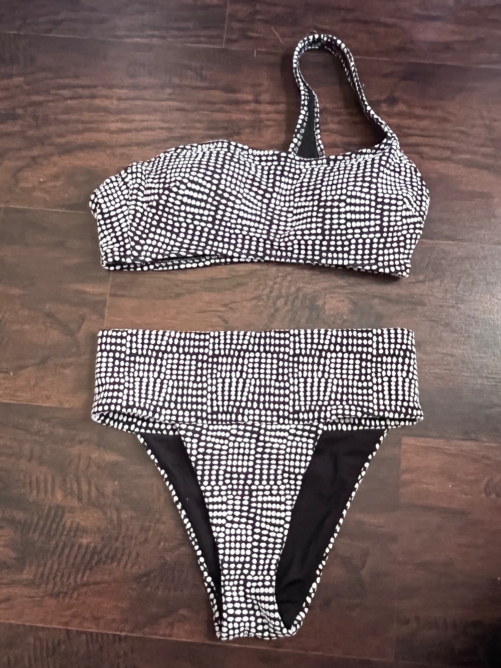 Aerie Jacquard One Shoulder Bandeau Bikini Top & High Cut Cheeky Bikini
Bottom